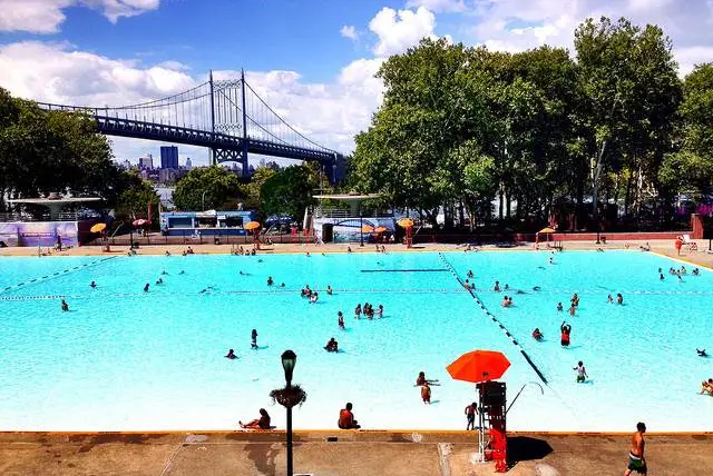Astoria Summer Sunday by Young Sok Yun on Flickr